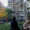 Ucraina, Mosca bombarda Kiev e aree circostanti: 9 morti. Polonia in allerta fa decollare aerei militari al confine