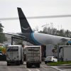 Aereo cargo Amazon fuori pista a Miami, 5 morti e 5 feriti: aperta un’indagine