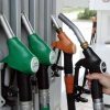 Caro carburanti, Eni fissa un tetto al prezzo di benzina e gasolio. Il governo: “Atto lodevole”
