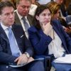 Conte: “M5S non firma programma con armi a Ucraina”. Schlein: “Sostegno a Kiev”