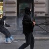 Corteo a Milano, il ‘kit del manifestante’ sui social: chat criptate e consigli anti-lacrimogeni