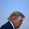 Trump e la confessione: “Mi trucco pochissimo, faccio da solo: non voglio sembrare morto”