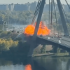 Ucraina, colpito ponte a Kiev nel giorno della visita di Merz. Il cancelliere: “In futuro macchina guerra Russia contro di noi”